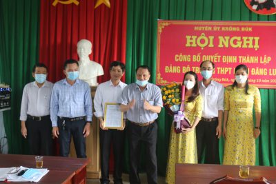 Hội nghị công bố Quyết định thành lập Đảng bộ trường THPT Phan Đăng Lưu